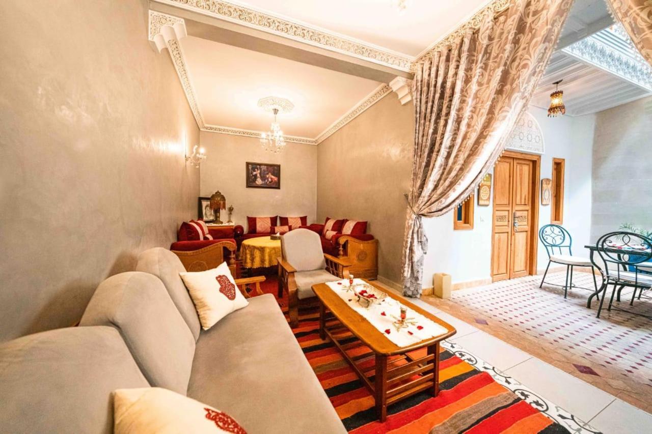 Riad Kiyanjana Marrakesh Exterior photo